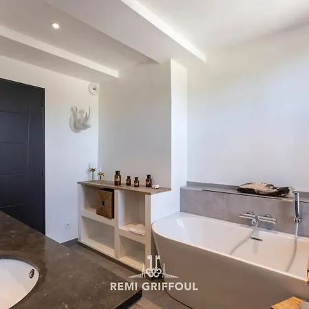 Au 106 Lovely House Historic Center 6 Guests Honfleur