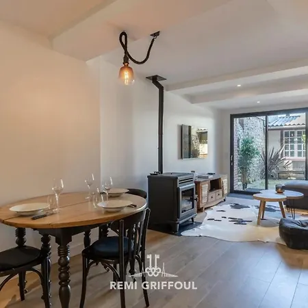 Au 106 Lovely House Historic Center 6 Guests Hébergement de vacances